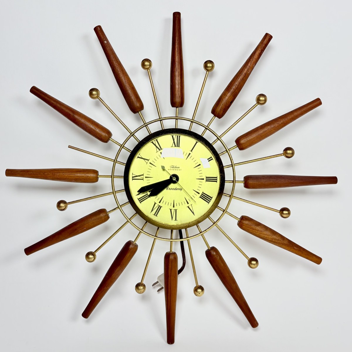 CLOSED: 100 Years in Brooklyn: Photography & Video, Sports Memorabilia, Model Trains, and MCM&nbsp;Decor